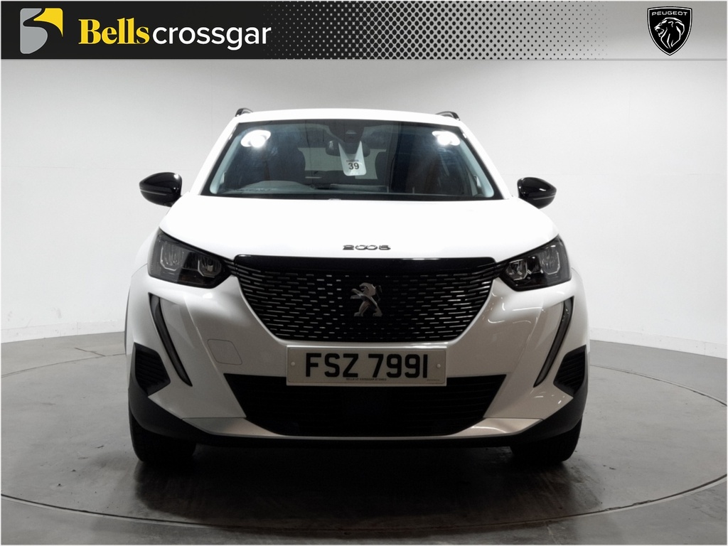 Peugeot 2008 1.2 Puretech Allure Premium White #2