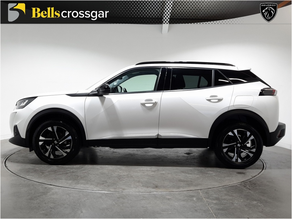 Peugeot 2008 1.2 Puretech Allure Premium White #4