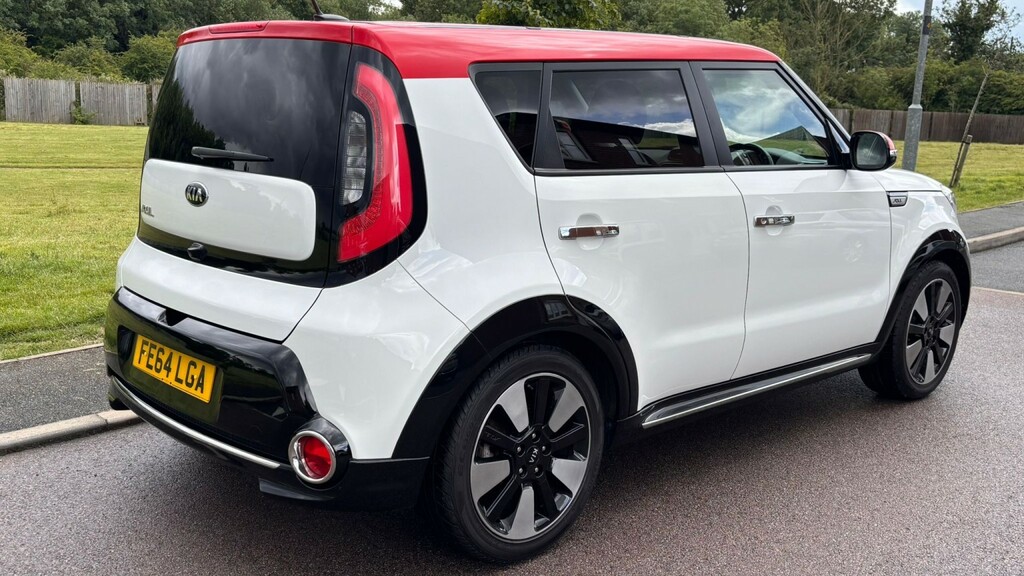 Kia Soul Hatchback Red #26