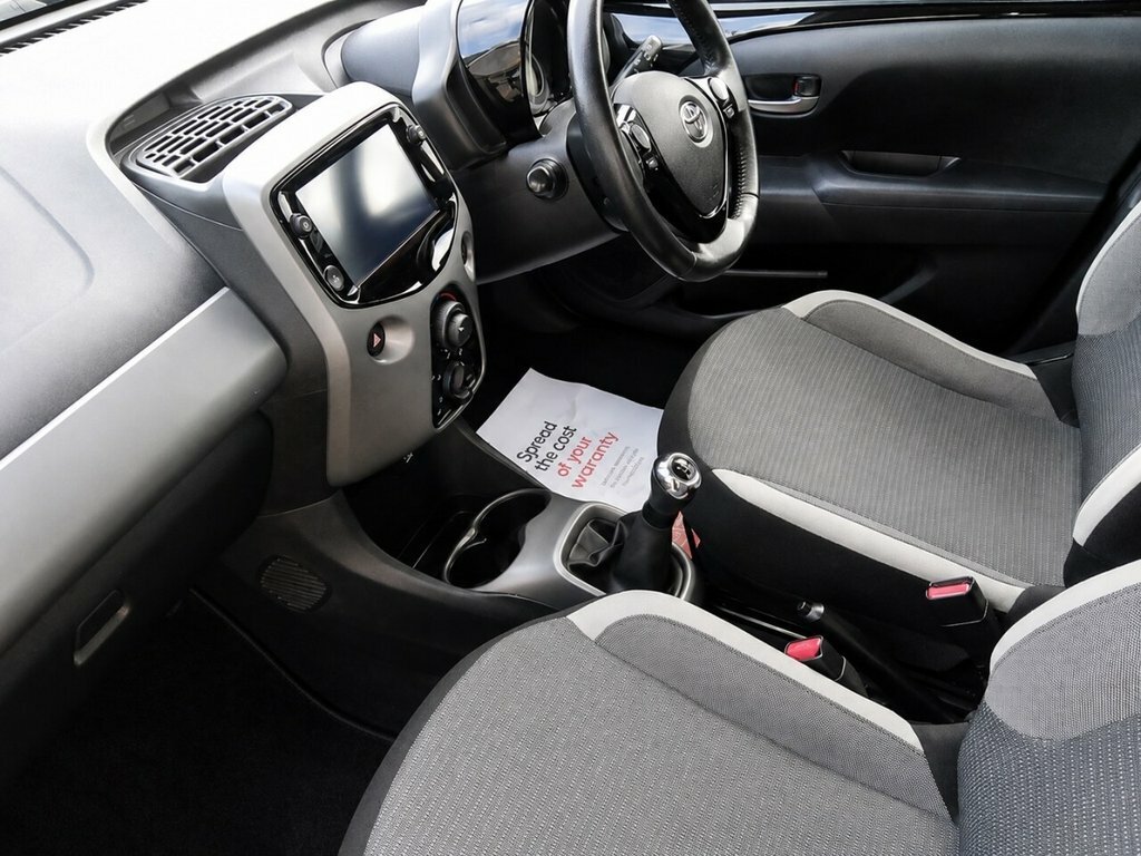 Toyota Aygo 1L X-play EN70EOE Black #6