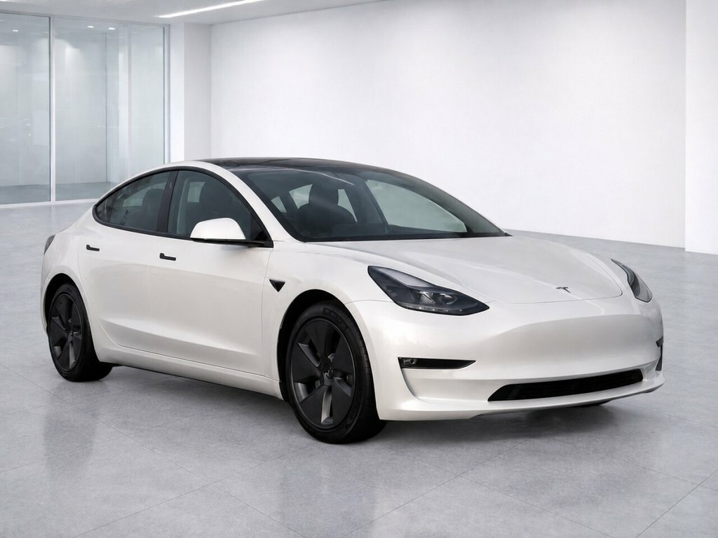 Tesla Model 3 Saloon White