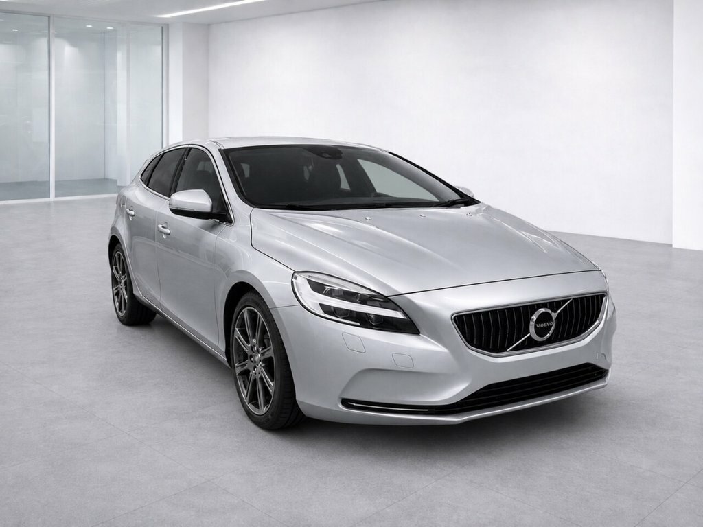 Volvo V40 2L Inscription Silver