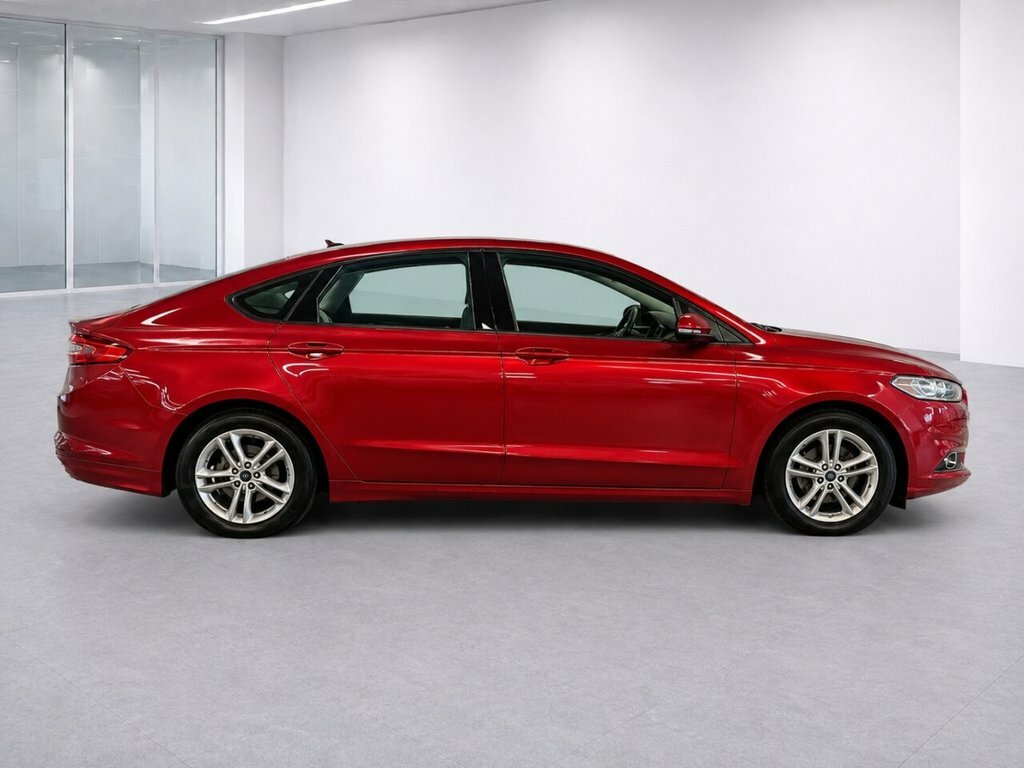 Ford Mondeo Hatchback SJ15MZU Red #2