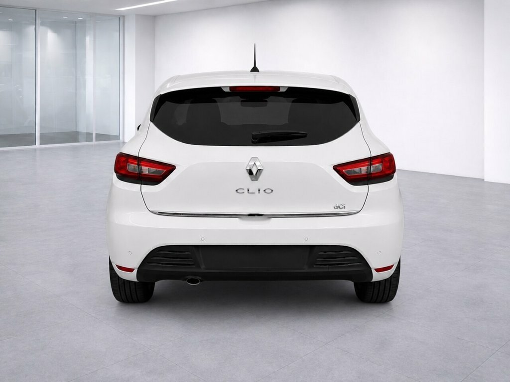 Renault Clio 1L Iconic MA69BYZ White #3