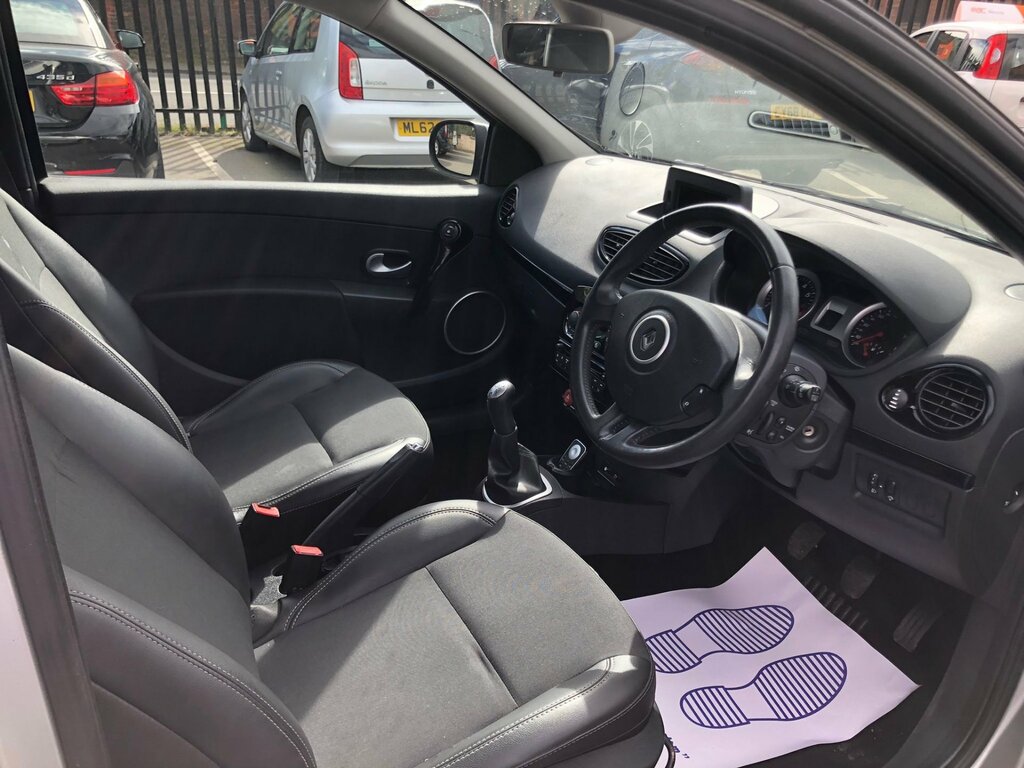Renault Clio 1.2 Dynamique Tomtom Hatchback E BJ12LZH Silver #6