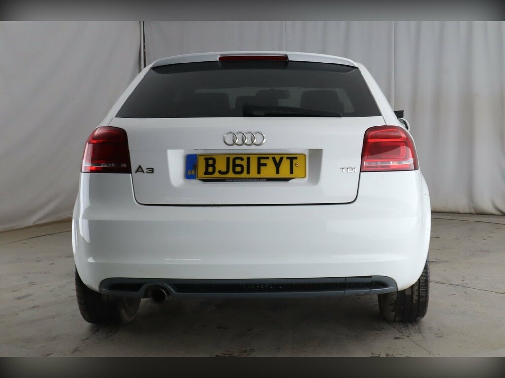 Audi A3 2.0 Tdi Black Edition Hatchback BJ61FYT White #6