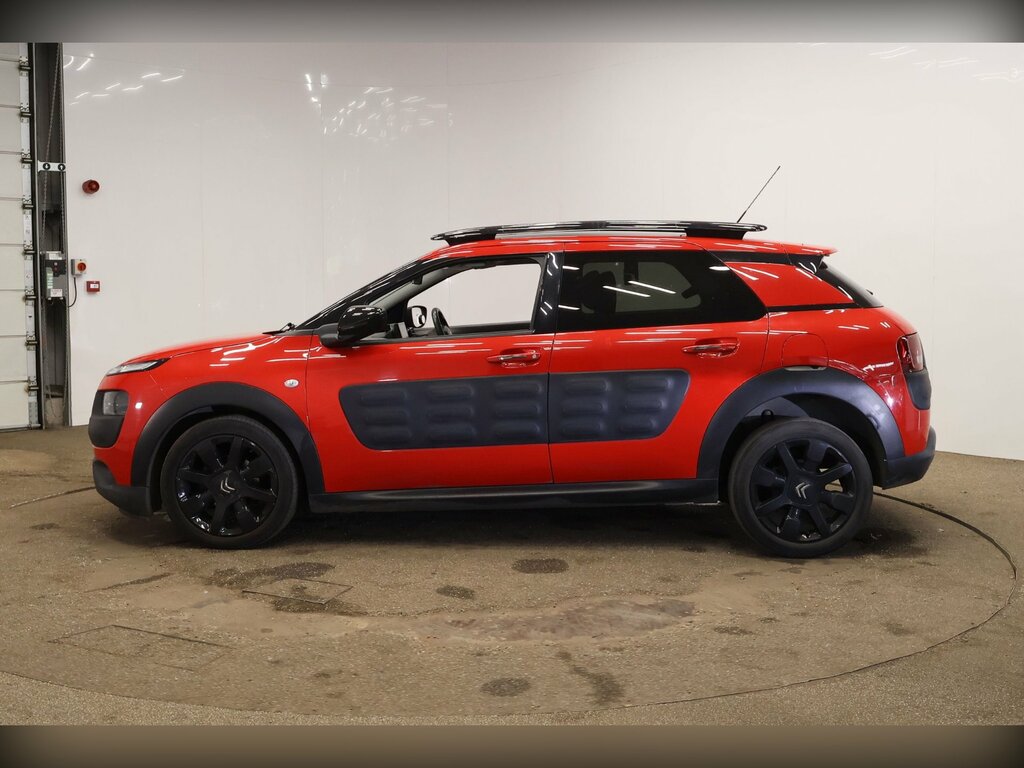 Citroen C4 Cactus 1.2 Puretech Flair Hatchback Eur Red #4