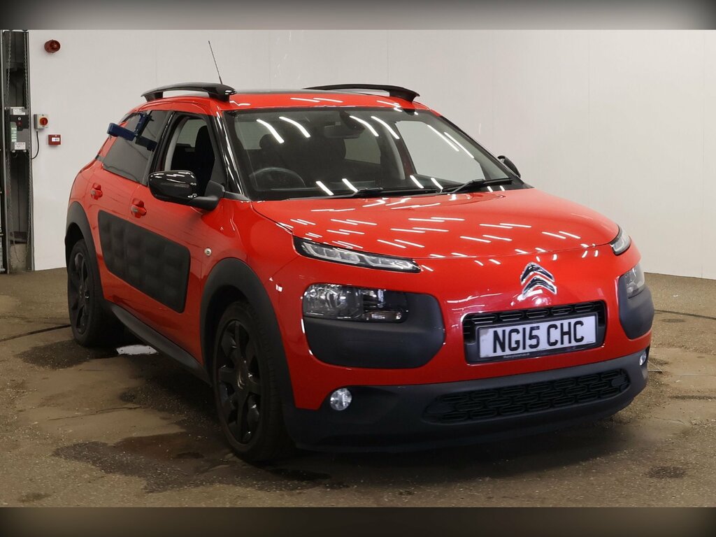 Citroen C4 Cactus 1.2 Puretech Flair Hatchback Eur Red