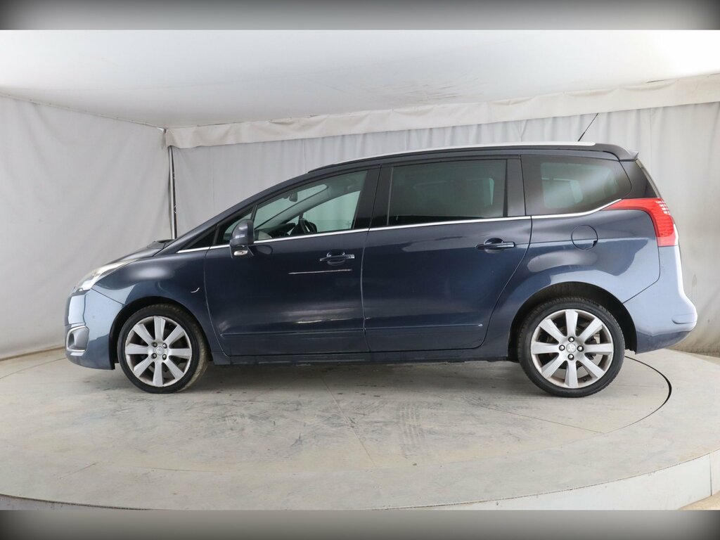 Peugeot 5008 1.6 E-hdi Active Egc White #6