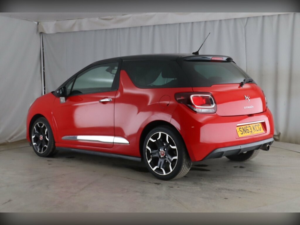 Citroen DS3 1.6 E-hdi Airdream Dstyle Plus Hatchback Diese Red #4