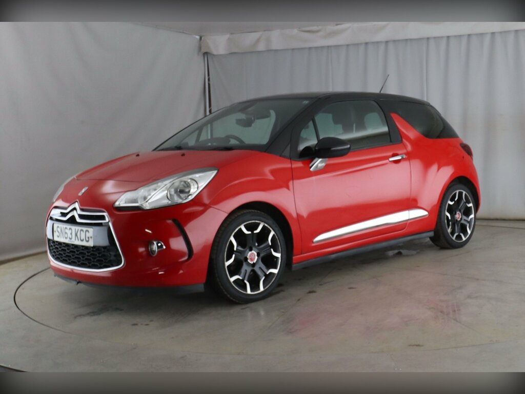 Citroen DS3 1.6 E-hdi Airdream Dstyle Plus Hatchback Diese Red #2
