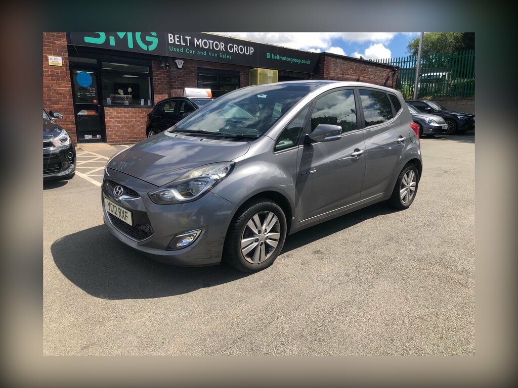 Hyundai Ix20 1.6 Crdi Style Hatchback Euro 5 Grey