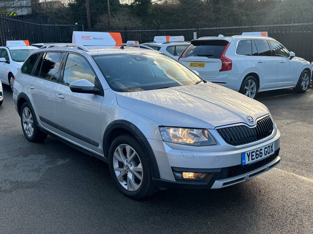 Skoda Octavia 2.0 Tdi Scout Estate Dsg 4Wd Euro 6 S Silver #3