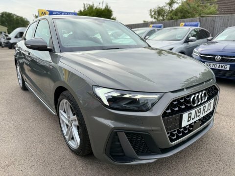 Audi A1 1.5 Tfsi 35 BJ19RJO Grey #3