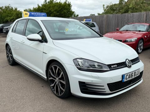 Volkswagen Golf 2.0 Tdi Bluemotion White #5