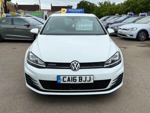 Volkswagen Golf 2.0 Tdi Bluemotion White #3