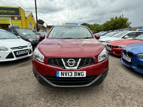 Nissan Qashqai 1.6 Acenta 2Wd NV13BWG Red #2