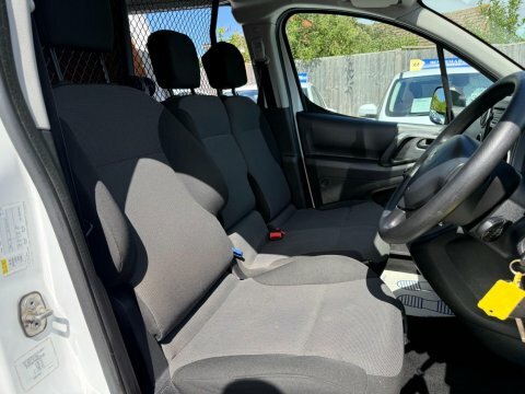 Peugeot Partner Panel Van White #19