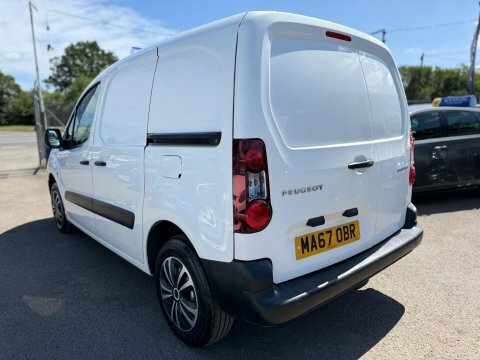 Peugeot Partner Panel Van White #7