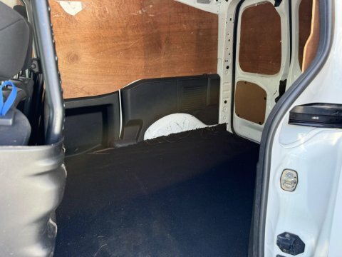 Peugeot Partner Panel Van White #15
