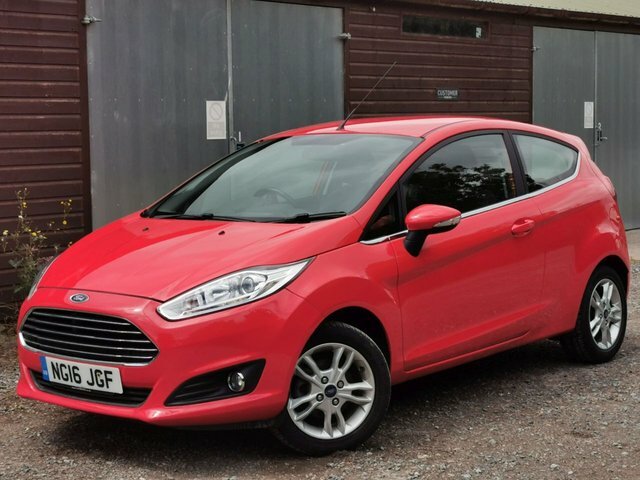 Ford Fiesta Zetec Hatchback Red