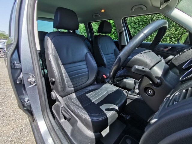 Skoda Yeti 2013 13 2.0 White #11