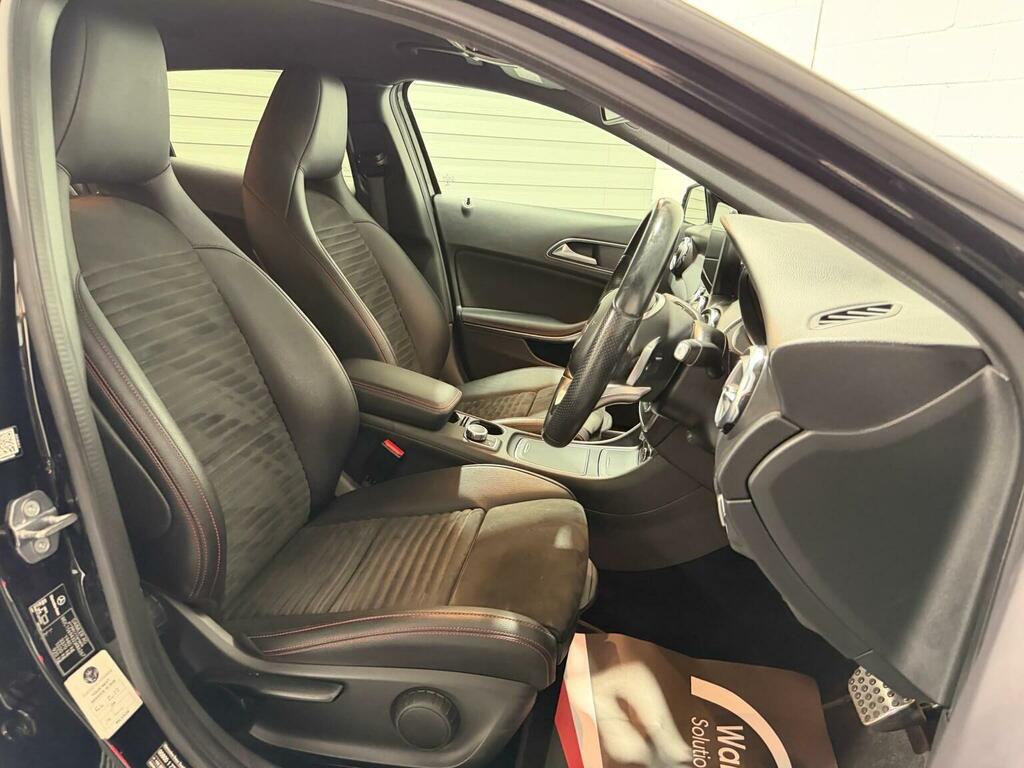 Mercedes-Benz GLA Class Suv 1.6 Gla200 Amg Line 7G-dct Euro 6 Ss 2 WG67SZY Black #2