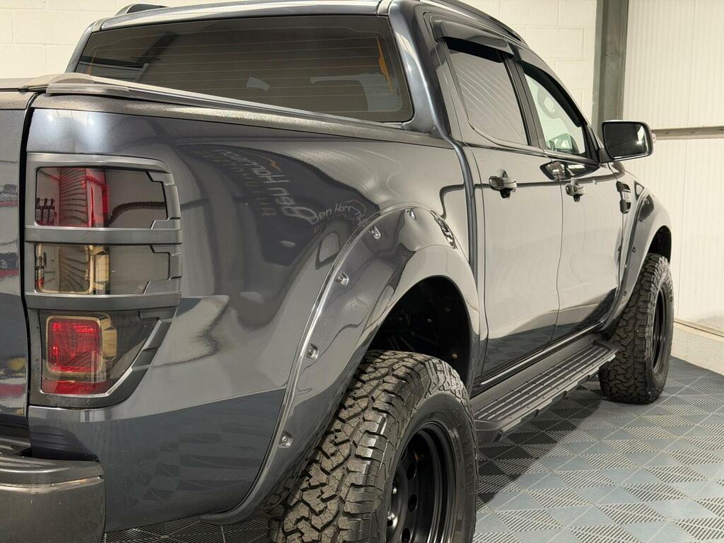 Ford Ranger Black #26