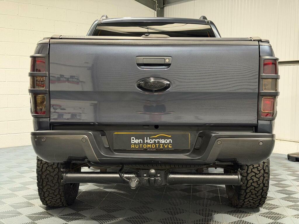 Ford Ranger Black #21