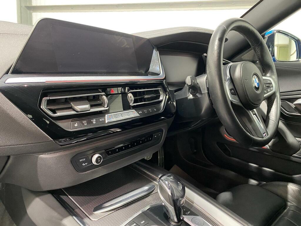 BMW Z4 Sdrive20i M Sport Black #32