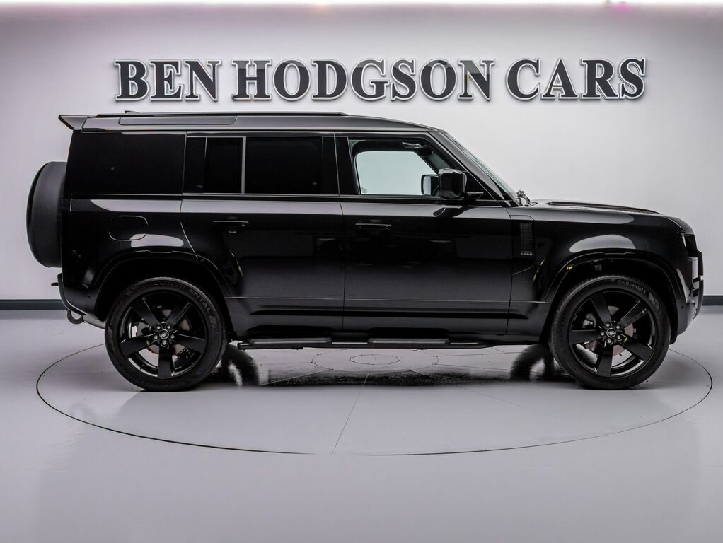 Land Rover Defender 110 D250 Mhev X-dynamic Hse LR2026 Black #3