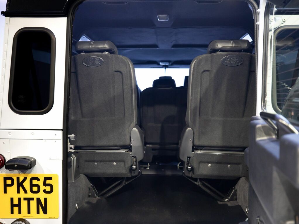 Land Rover Defender 2.2 Tdci Utility Wagon PK65HTN White #4