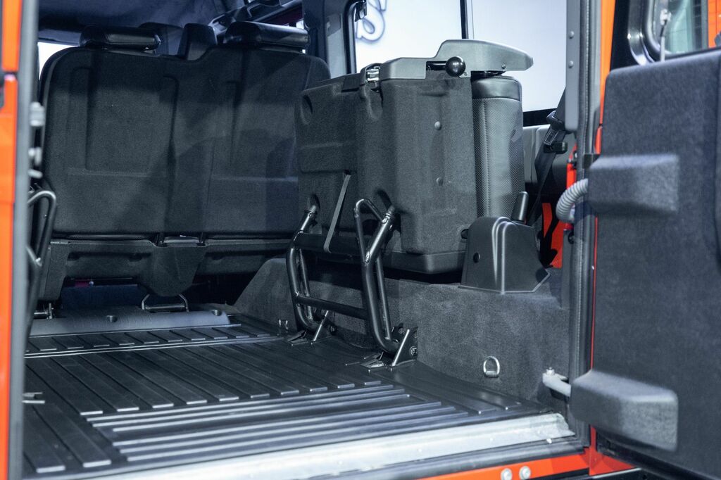 Land Rover Defender Landmark Black #12