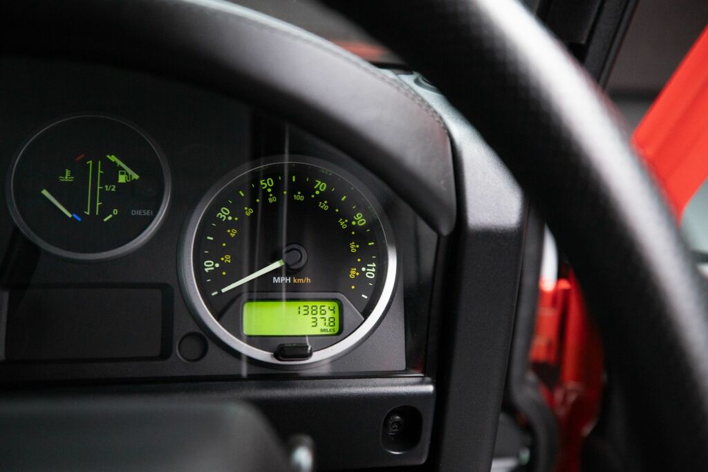 Land Rover Defender Landmark Black #28