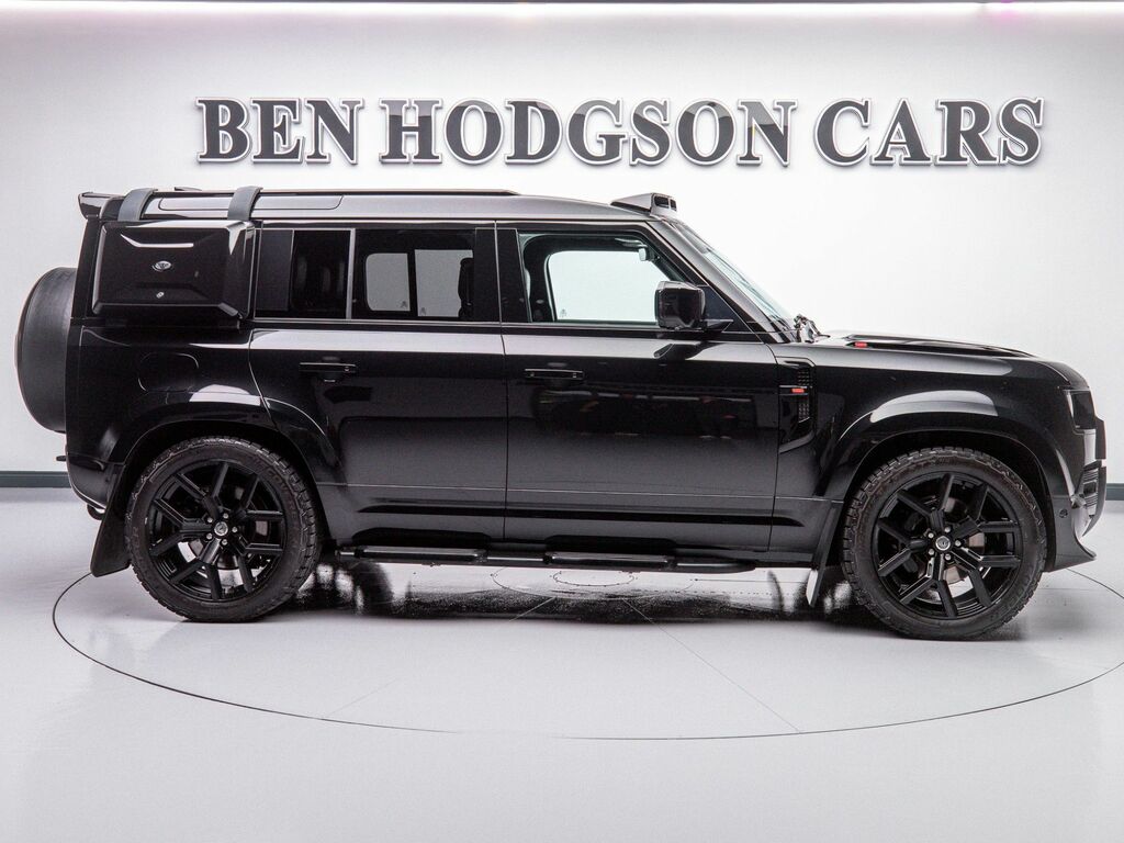 Land Rover Defender 3.0 D300 Mhev X-dynamic Black #3