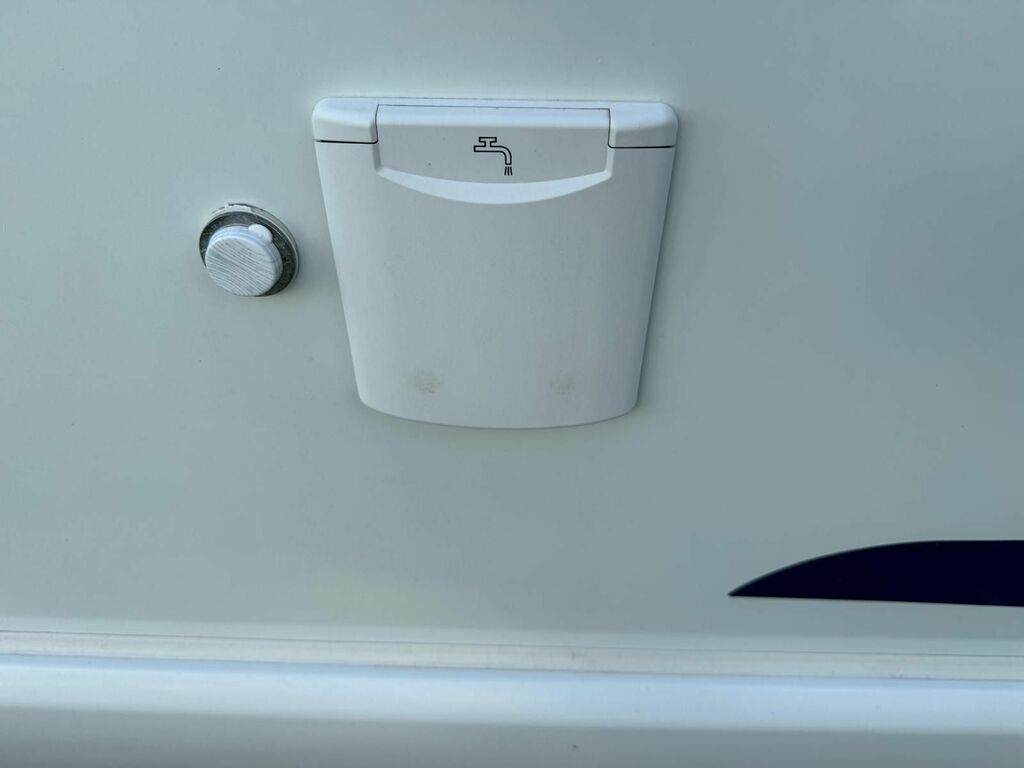 Fiat Ducato Dropside With Taillift. 8,995Vat White #28