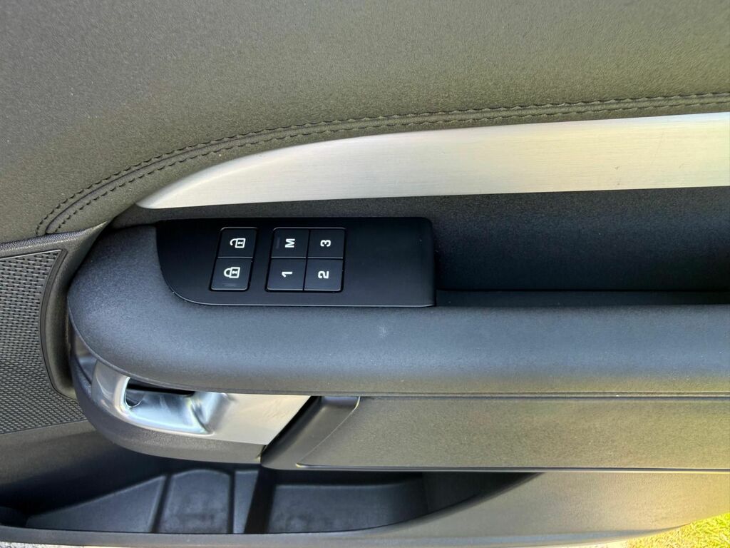 Land Rover Discovery 3 .0 Discovery R-dynamic White #19