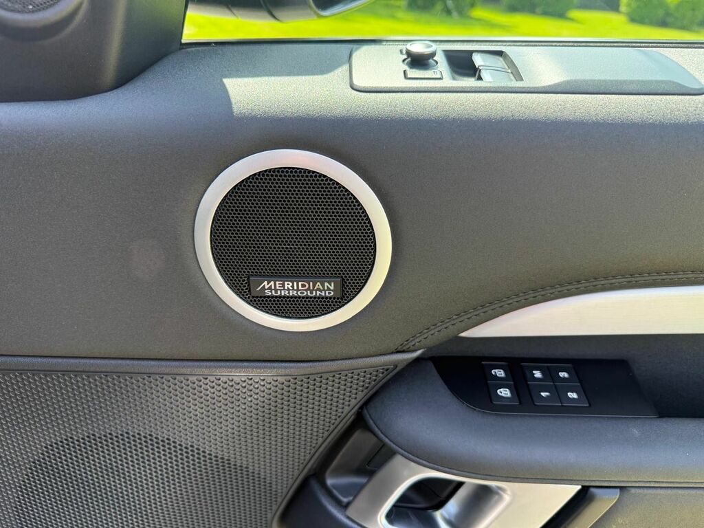 Land Rover Discovery 3 .0 Discovery R-dynamic White #20