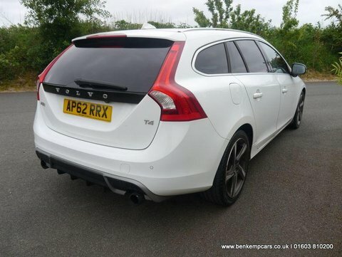 Volvo V60 1.6 T4 R-design AP62RRX White #5