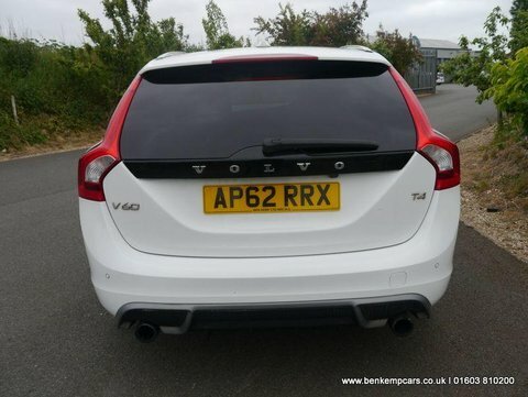 Volvo V60 1.6 T4 R-design AP62RRX White #6