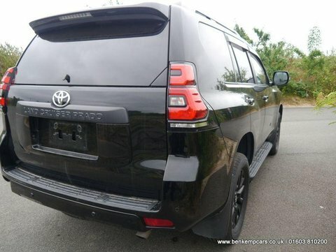 Toyota Land Cruiser 2.8 Invincible 5 AU72DUH Black #5