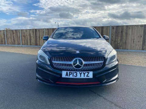 Mercedes-Benz A Class 2.0 A250 Blueefficiency Black #3