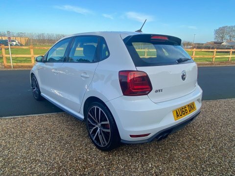 Volkswagen Polo 1.8 Tsi Bluemotion White #5