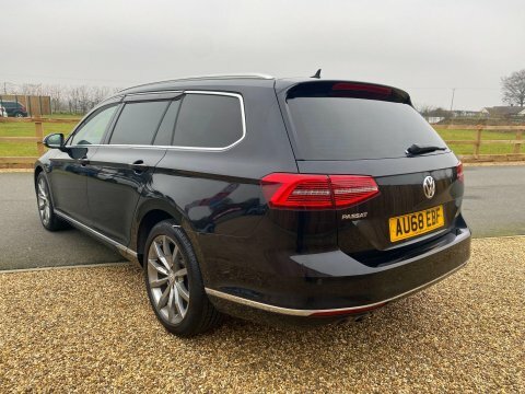 Volkswagen Passat 2.0 Tdi Bluemotion AU68EBF Black #5