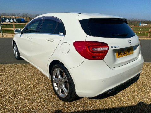 Mercedes-Benz A Class 1.6 A180 Se AO63GPJ White #5