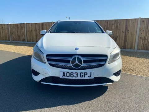 Mercedes-Benz A Class 1.6 A180 Se AO63GPJ White #3