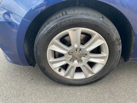 Audi A1 1.4 Tfsi Sport AO63GPV Blue #4