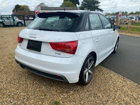 Audi A1 1.4 Tfsi S AU64FYO White #6