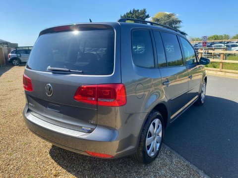 Volkswagen Touran 1.4 Tsi Se Grey #6