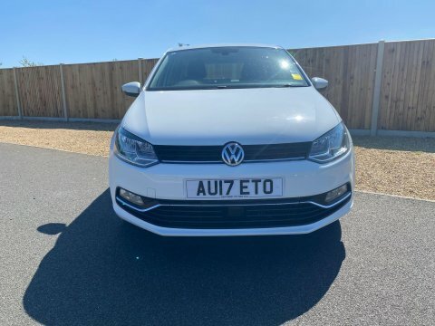 Volkswagen Polo 1.2 Tsi Bluemotion AU17ETO White #3